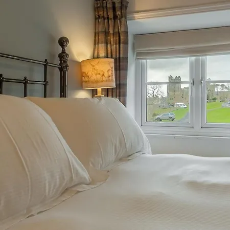 Knights Rest * Redmire